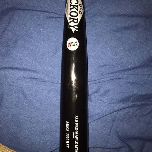 High School/College 2019 Wood 31 oz 33" Bat