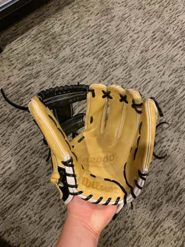 New Infield A2000 11.75" Baseball Glove