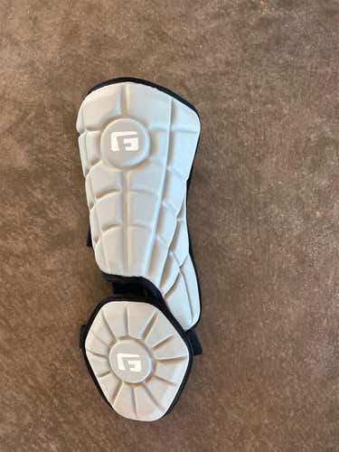 G-form Lefty Leg Guard