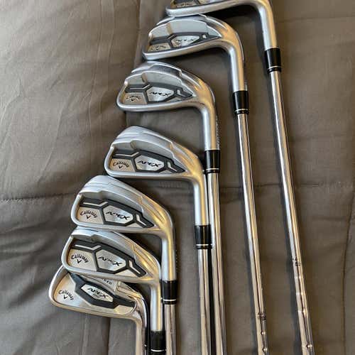 Used Right Handed Apex Stiff Flex Iron Set