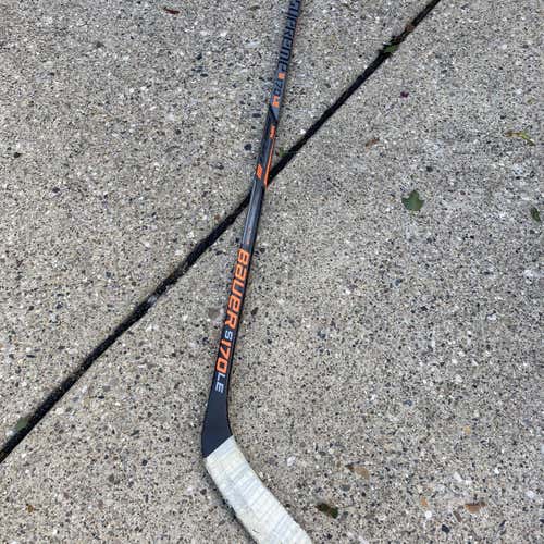 Intermediate Right Handed Supreme S170 Hockey Stick
