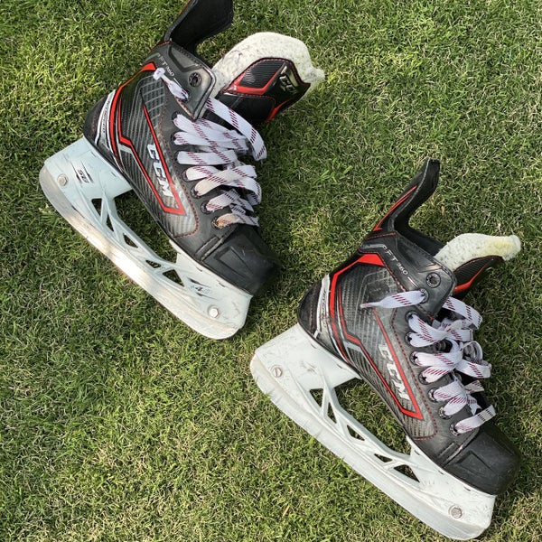 Junior CCM JetSpeed FT360 Size 3 Hockey Skates