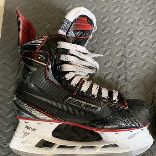 Bauer Vapor X2.7 Sz 5 D Skates