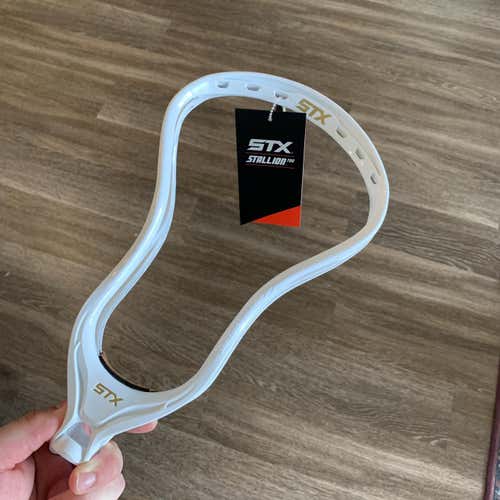 White New Attack & Midfield Unstrung Stallion 700 Head