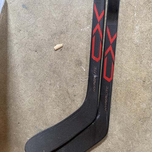 One Senior Right Handed Stealth CX Toe Pattern Pro Stock Hockey Stick
