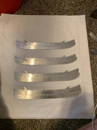8 Pairs Bauer Steel (272/288)