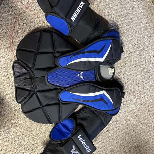 Junior Medium Vaughn v6 Goalie Chest Protector