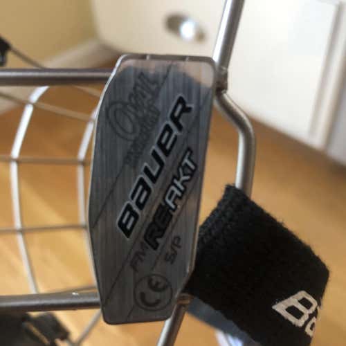 Junior Small Bauer Re-Akt Cage Full Cage Oval titanium