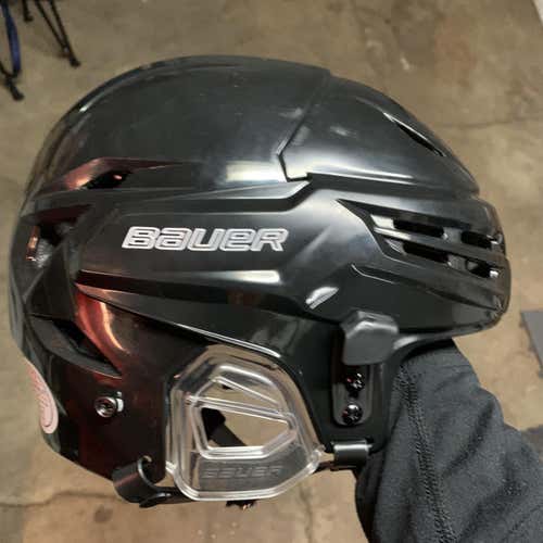 Black New Large Bauer Re-Akt 95  Helmet