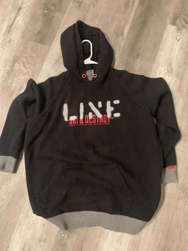 Adult XL Line Sweatshirt