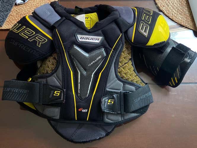 Senior Medium Bauer Bauer 1s Shoulder Pads