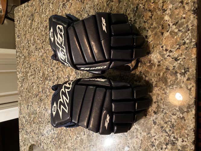 Muskoka Senior Gloves 14" Navy Blue (Used)