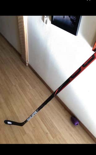Senior Right Handed Vapor FlyLite  Hockey Stick