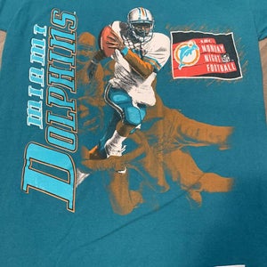 Miami Dolphins T Shirt Adult S M Blue NFL Football Vintage 90s Nutmeg