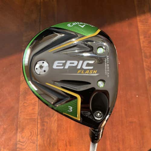 Men's Right Handed Epic Flash Stiff Flex 15 Loft Fairway Wood