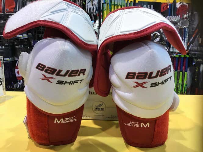 New Senior Medium Bauer Elbow Pads