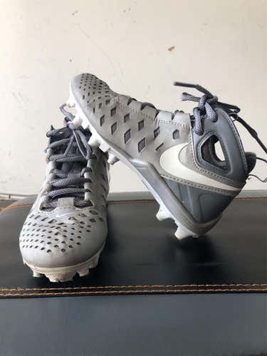 Nike Youth Lacrosse Cleats Gray