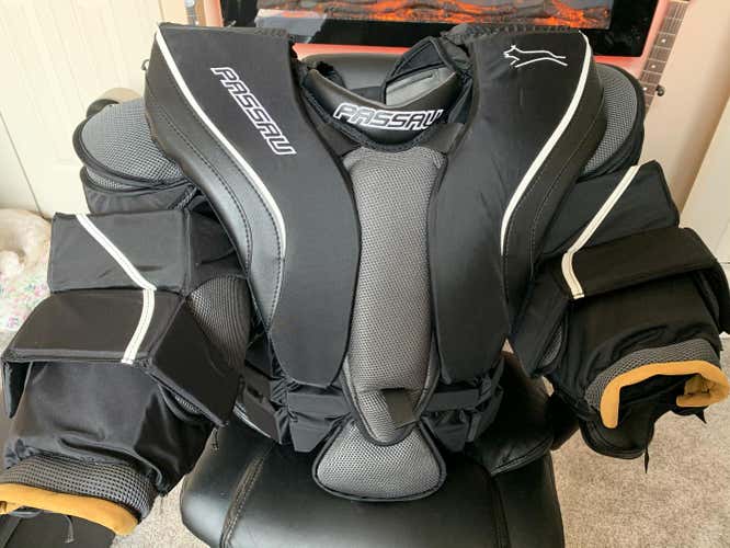 Passau pro pack Medium  Chest Protector