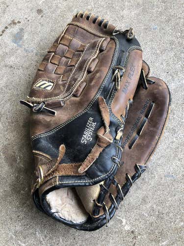 Brown Adult Infield franchise 13" Baseball Glove