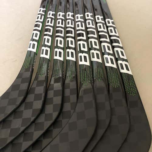 Senior Right Handed Supreme Ultra Sonic Hockey Stick