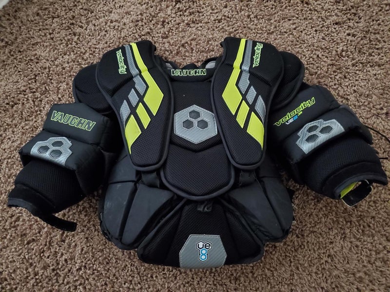 Used Junior Large Vaughn Velocity VE8 Pro Goalie Chest Protector