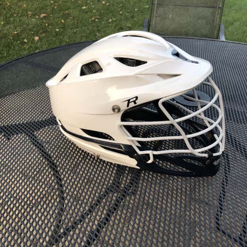 Cascade R Helmet White W/white Face Navy Chin