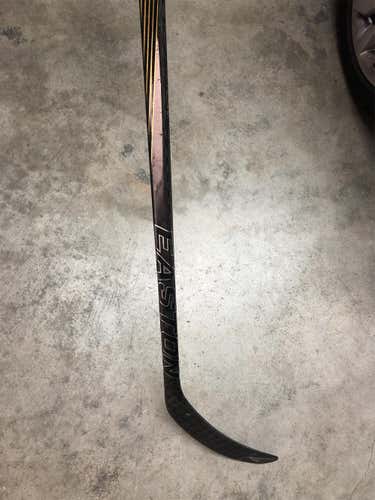 Easton Stealth CX RH Hockey Stick