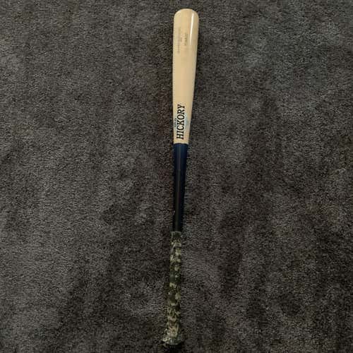 High School/College  Wood Pro Maple 1739S Custom Pro (-3) 29 oz 32" Bat