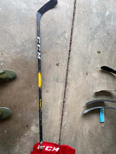 Senior Right Handed Super Tacks AS1 Mid Pattern Pro Stock Hockey Stick