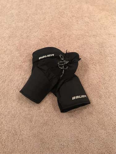 Black Senior Large Bauer Nexus 600 Hockey Pants