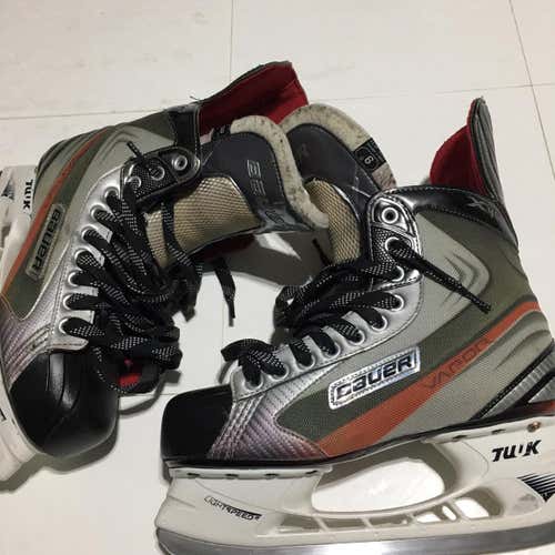 Senior Size 9 Bauer Vapor X4.0 LE Regular Width Pro Stock Hockey Skates