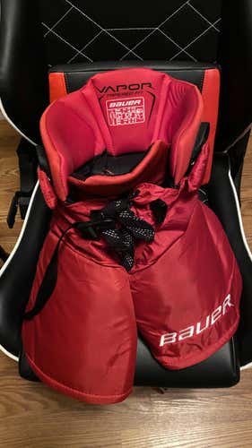 Red like new Junior Small Bauer vapor x800 lite Hockey Pants