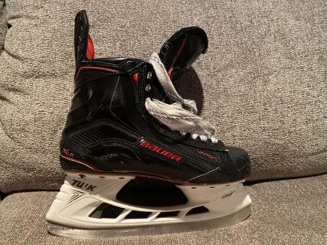 Used Senior Bauer Vapor 1X LE Hockey Skates Regular Width Size 8