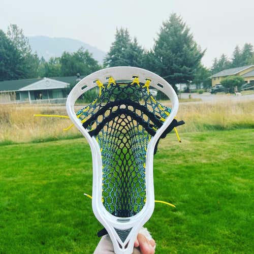 White Used Attack & Midfield Strung Vektr Head