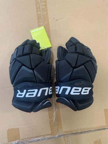 Black Junior Bauer Vapor 1X 12" Gloves