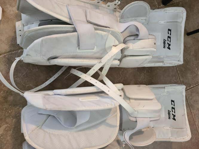 Used 31" CCM Extreme Flex E3.9 Goalie Leg Pads