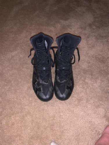 UnderAmour football cleats