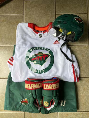 Pro Stock Minnesota Wild Set