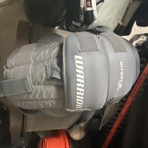 Used Warrior Ritual X Knee Pads