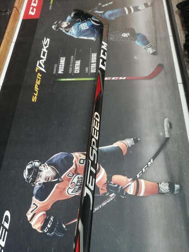 P28 | 95 Flex | New CCM JetSpeed RH Hockey Stick Toe Pattern Pro Stock