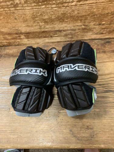 Brand New Maverik Max Lacrosse Arm Pads Size Large
