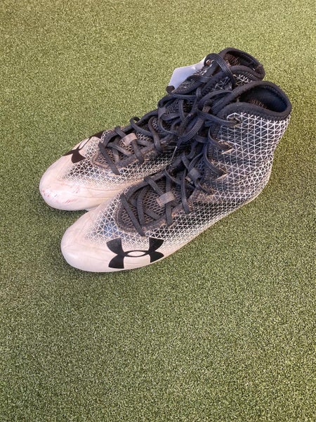 Used Size 11 Under Armor Football Cleats #866