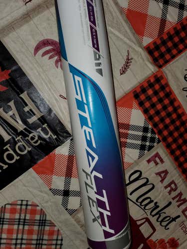 Nice Used 2017 Easton Composite Stealth Flex Bat (-11) 20 oz 31"