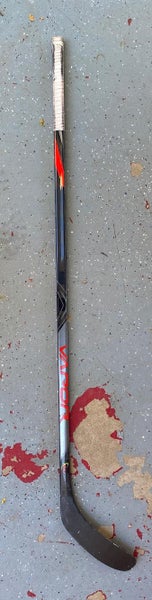 Senior Right Handed Fly Lite Mid Pattern Pro Stock Hockey Stick