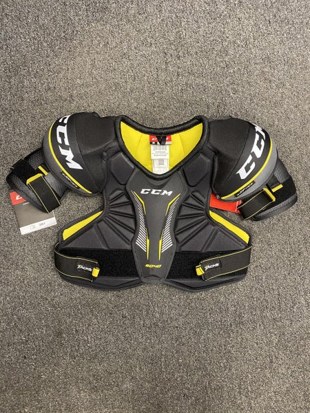 New Senior Small CCM Tacks 9040 Shoulder Pads