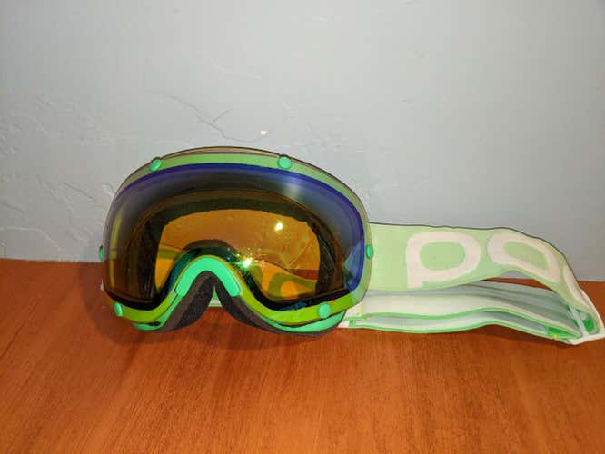 Used POC Lobes Ski Goggles - green / yellow lens