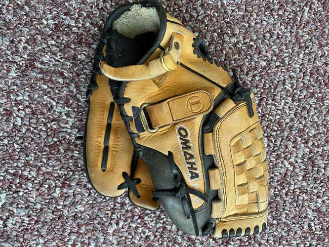 Brown Used Kid Pitch (9YO-13YO) Louisville Right Hand Throw Infield OMAHA PRO Baseball Glove 12"