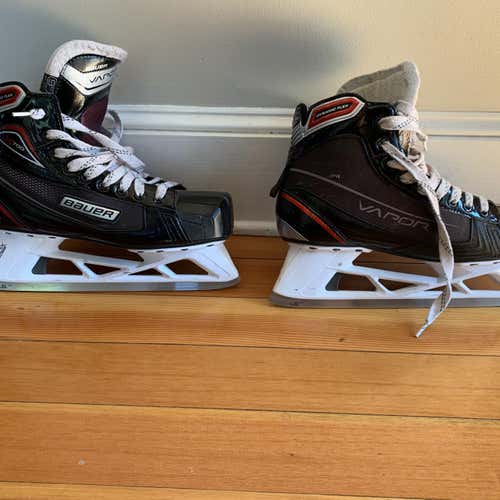 Senior Bauer Vapor x700 Extra Wide Width Size 9 Goalie Skates