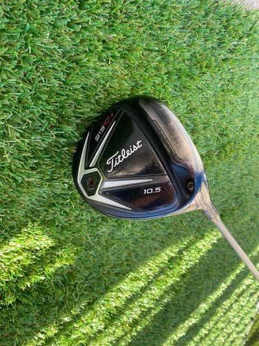 Titleist 915D3 Driver 10.5 Loft w/ Stiff Flex Diamana Whiteboard D+ 60S Shaft