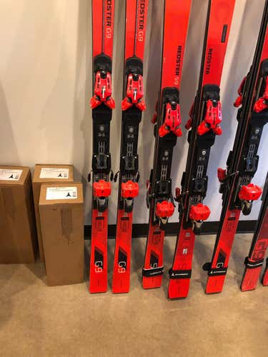 Atomic Redster S9 157cm  12.7M w/X-16 bindings